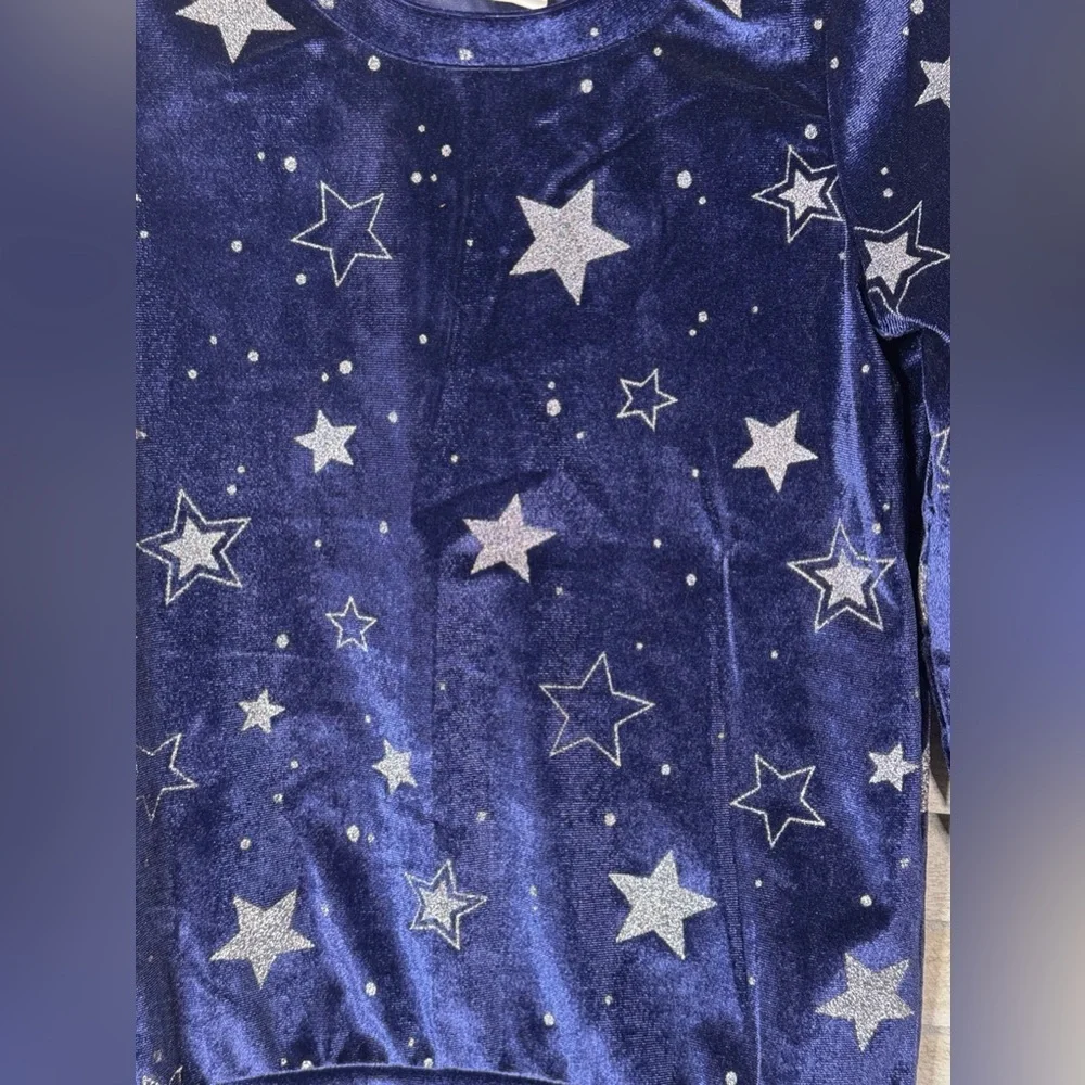 Gymboree Navy Velvet Top with Silver Stars. Excellent Condition. Size XS